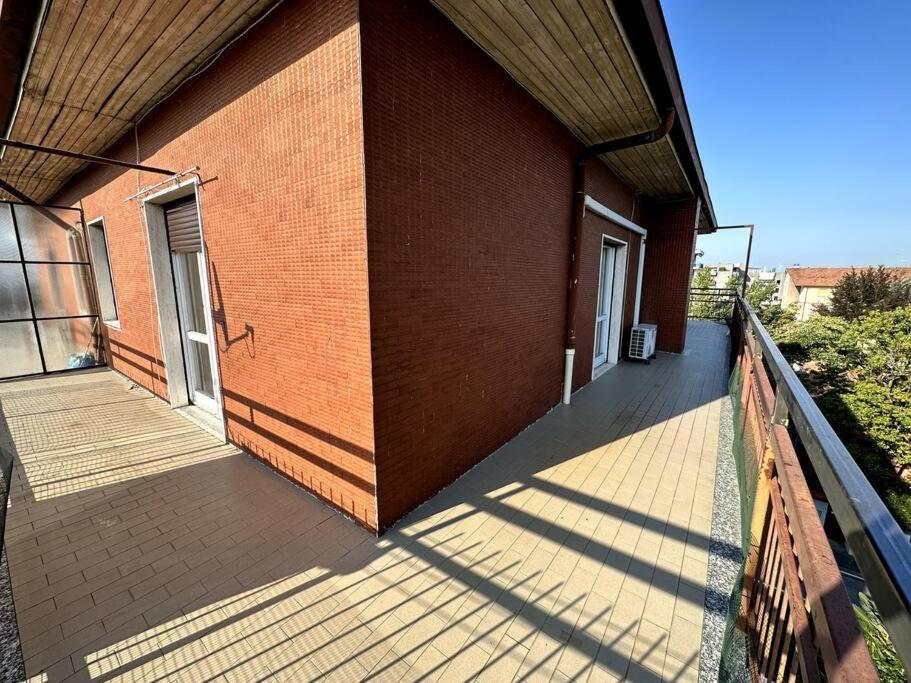 Luce Apartament Cassina de' Pecchi Luaran gambar